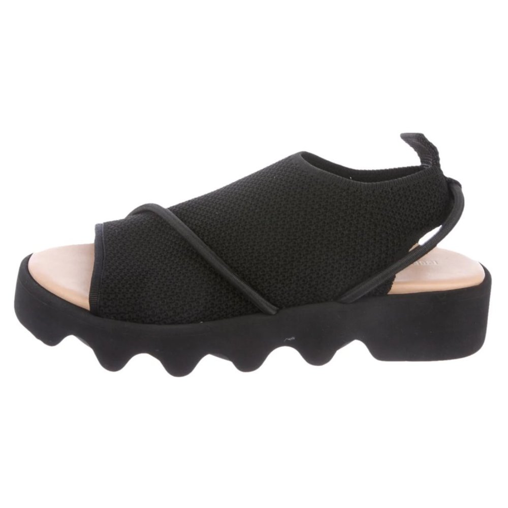 ISSEY MIYAKE Sandals